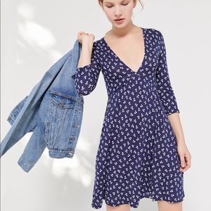 *Like New* UO mini dress with pockets
